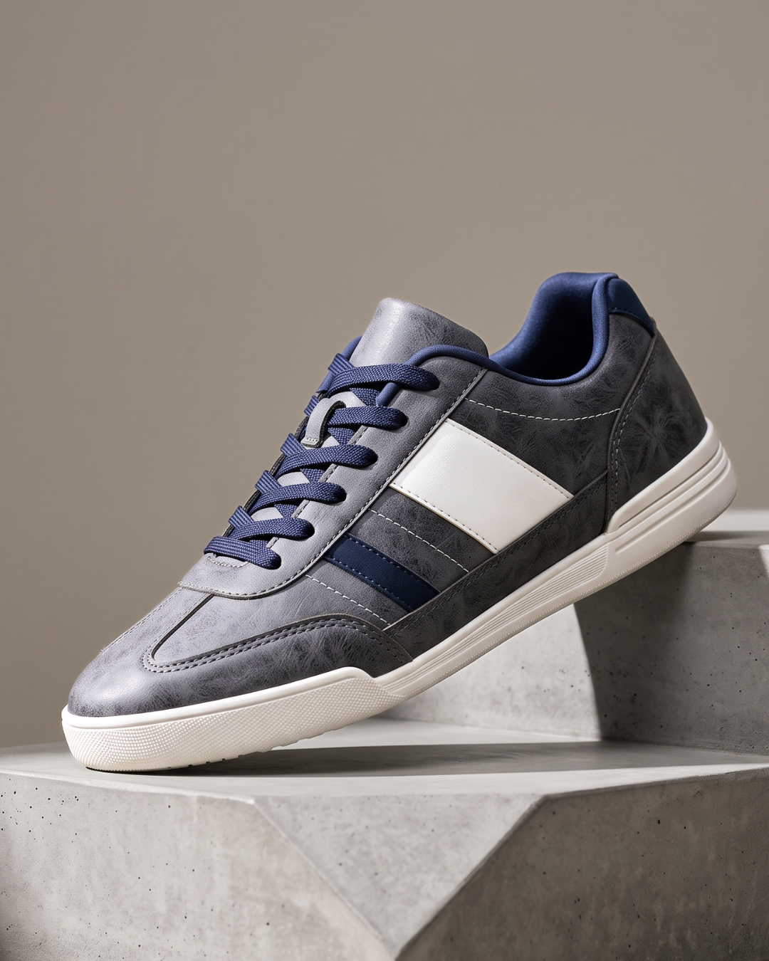 Torino Vintage Court Sneakers