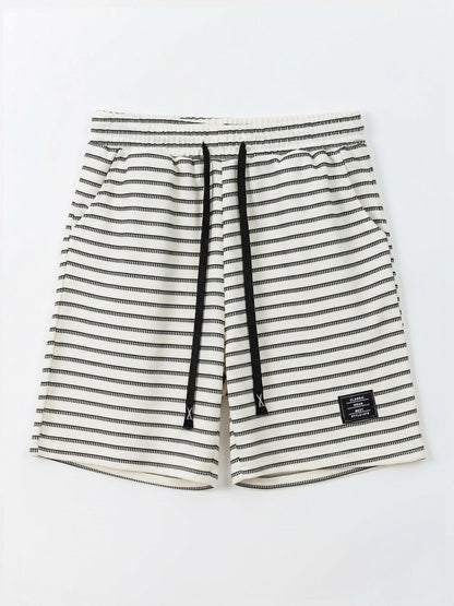 Tavo Stripe Short – Sleek Striped Design for Everyday Comfort