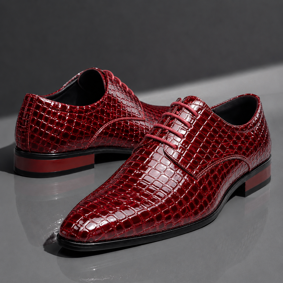 SANTORI Croc-Textured Oxford Shoes