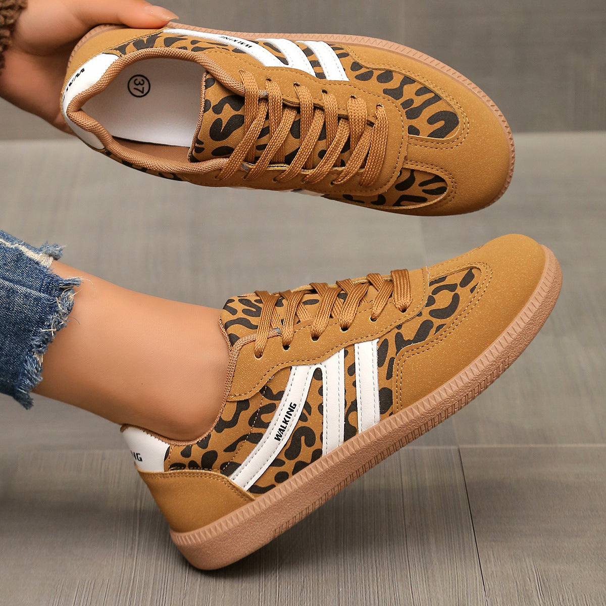 Deliza | Comfortable Orthopaedic Trainers for Everyday Support