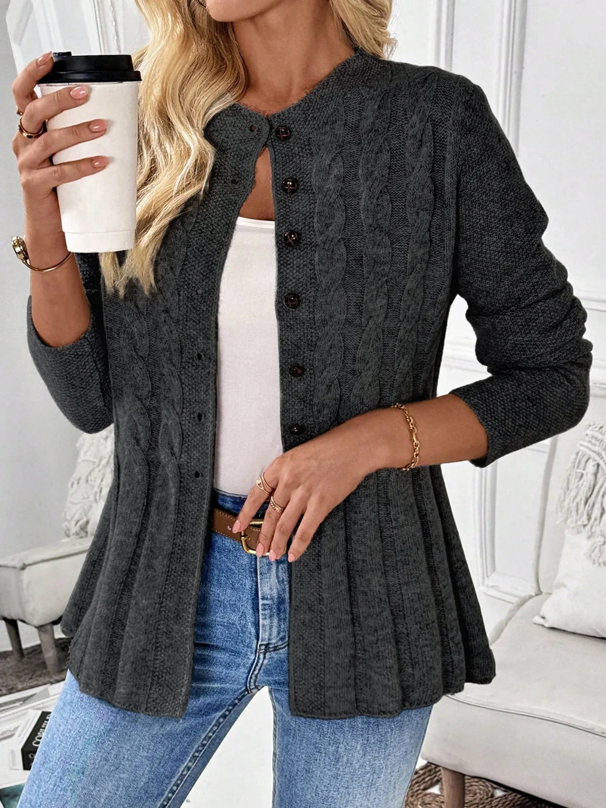Cléa Cardigan Côtelé Élégant