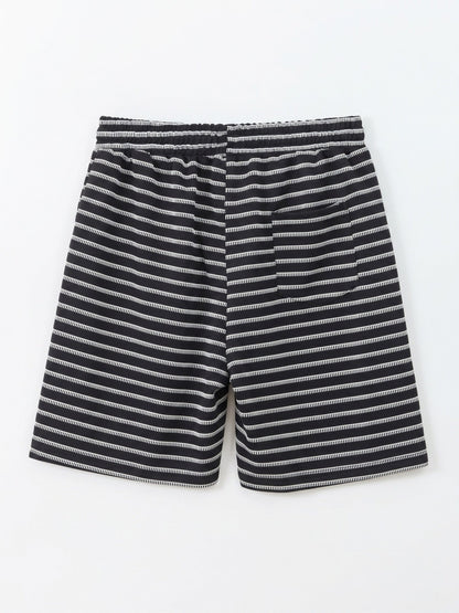 Tavo Stripe Short – Sleek Striped Design for Everyday Comfort