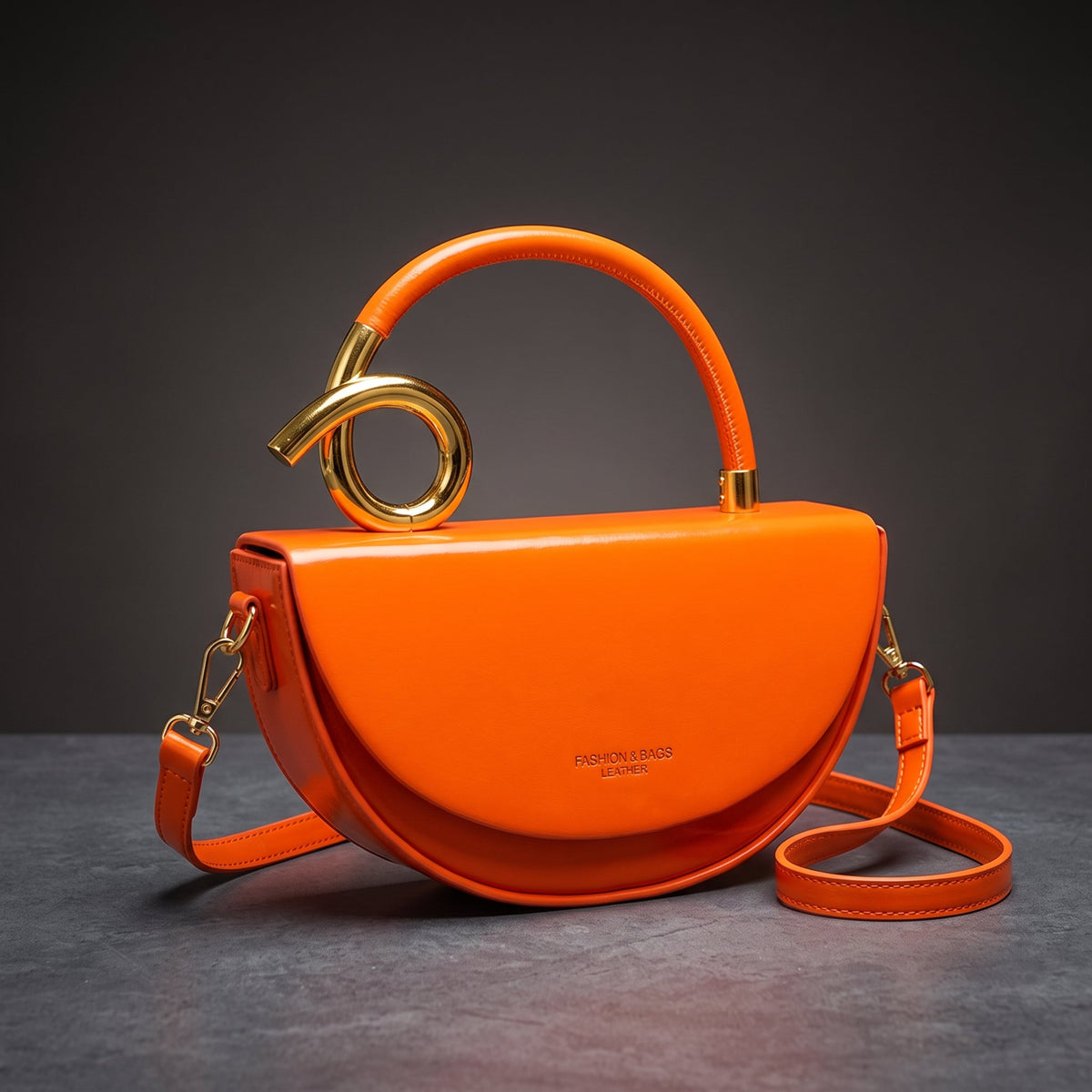 Valeria Leather Bag - Elegant Design